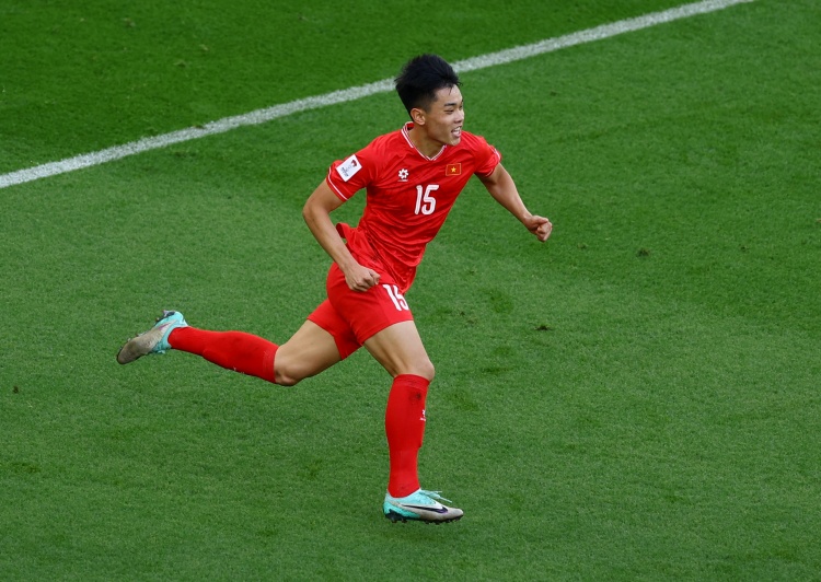 九游体育-记者谈阮庭北：越南U23的真大腿，比赛里气场拉满有球王风范